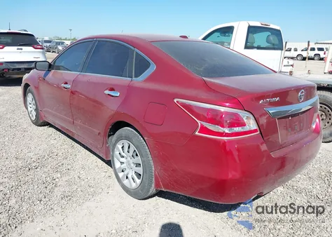 2014 Nissan Altima 2.5 S z USA, uszkodzony, nr VIN 1N4AL3AP1EC277339